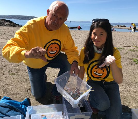 På Huk etter mikroplast – men en dugnad i året fjerner ikke problemet