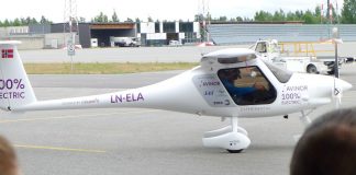 Historisk og elektrisk flytur på Gardermoen
