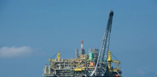 Stort pensjonsfond trekker seg ut av oljeproduksjon