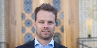 Jon Helgheim (FrP) kalte klimaendringer “hysteri” og “skremselspropaganda”. Siv Jensen ville ikke ta avstand