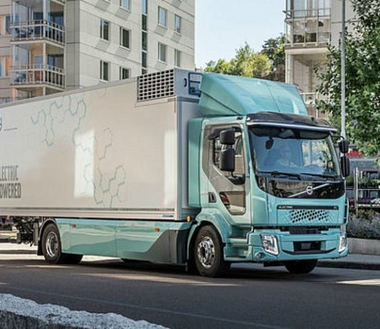 Schenker skal kjøpe elektriske lastebiler fra Volvo