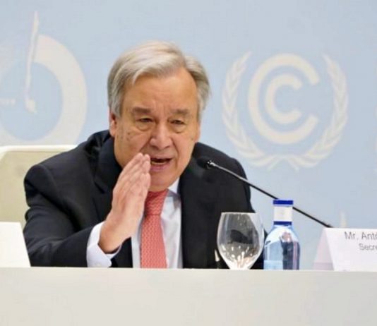 Guterres: – Vil vi virkelig huskes som generasjonen som gravde hodet i sanden, mens planeten brant?