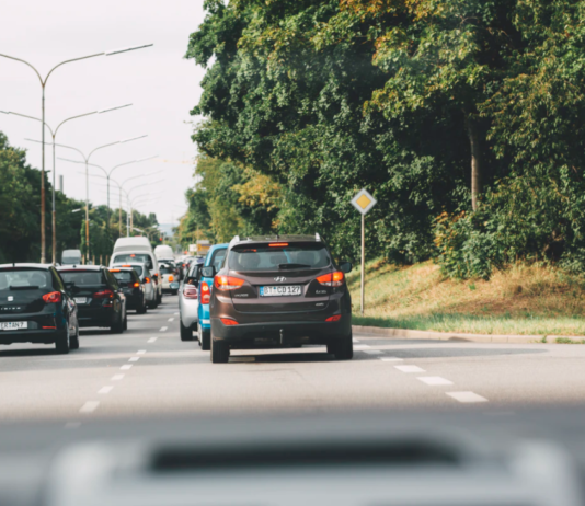 Mikroplast fra dekkslitasje på bilen din kan havne i Arktis