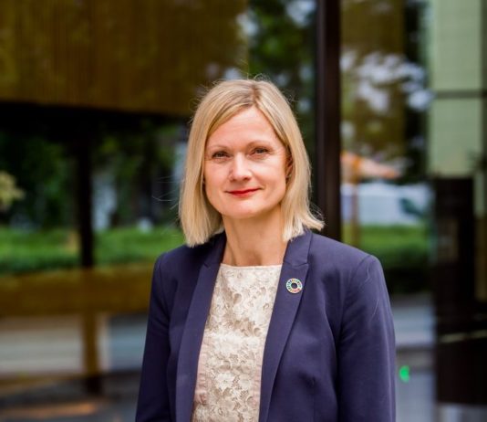 Bare fire av Norges 100 største selskaper kan dokumentere utslippskutt i tråd med Parisavtalen