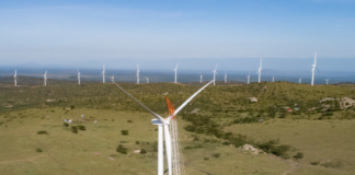 Nytt vindkraftverk i Kenya forsyner 250 000 husstander med strøm