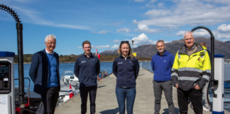 Florø fikk sin “verdens første” denne uka: Lynlader for båt og bil