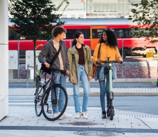 – Miljødebatten må tilbake på sporet