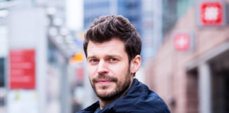 Rødt ble med på olje-opptur på børsen: Eier aksjer i Equinor verdt 390 000 kroner