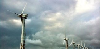 Vindmøller på viralt bilde ble revet i 2012