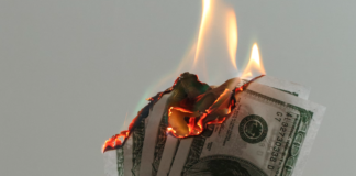 Halvparten av verdens fossile reserver kan være verdiløse i 2036