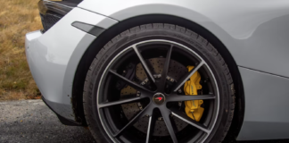 Er fiskedødgåten i Homla i Trondheim løst? Mistanken rettes mot avrenning fra bildekkslitasje