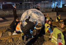 Klimaaksjonen på Sjursøya: Politiet arresterte filmdokumentarist på jobb