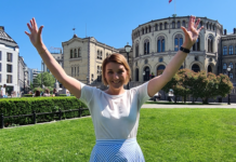 Nå er det en halv million elbiler i Norge. Nissan Leaf topper statistikken