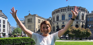 Nå er det en halv million elbiler i Norge. Nissan Leaf topper statistikken