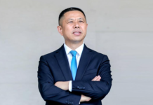 Kinesisk næringslivstopp: – Solenergi kan utgjøre halvparten av verdens strøm om 30 år