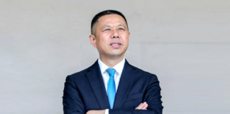 Kinesisk næringslivstopp: – Solenergi kan utgjøre halvparten av verdens strøm om 30 år