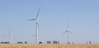 Russland slo ut nesten all vindkraft i Ukraina, og mye av solenergien