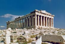 Akropolis stengt for turister på grunn av hetebølgen
