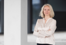 Anne Karin Sæther med ny oljebok: – Det er vanskelig å komme med et klart ja eller nei til olje og gass