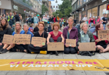Klimaaktivister protesterer over hele verden