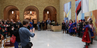 Har inntatt vandrehallen i Stortinget – nekter å flytte på seg