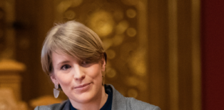 Greenpeace: “En naturfiendtlig regjering”. Men SV får kred for miljøoppnåelser