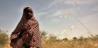 Når hetebølgene i Bangladesh varer over en måned, øker antall barneekteskap kraftig