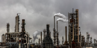 USA leder an i bølge av nye olje- og gassprosjekter Energi. Fabrikk.