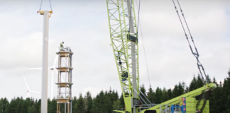 Installerte verdens høyeste vindturbin laget av tre Vindturbin. Skara i Sverige. Modvion.