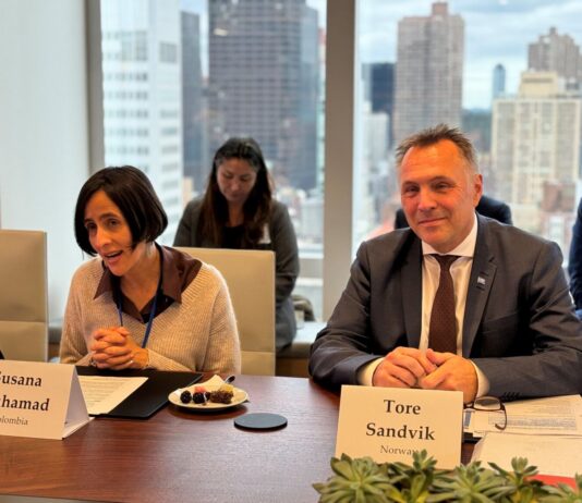 Norge gir Colombia 220 millioner til kampen mot avskoging: – En dråpe i havet, sier Forums generalsekretær