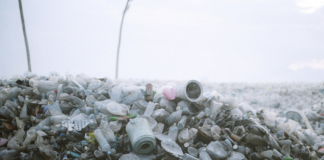 I Indonesia regner det mikroplast