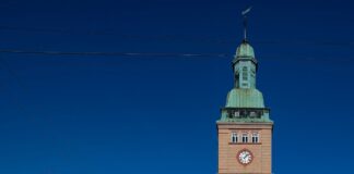 Naturen taper mens klagene ligger i kø